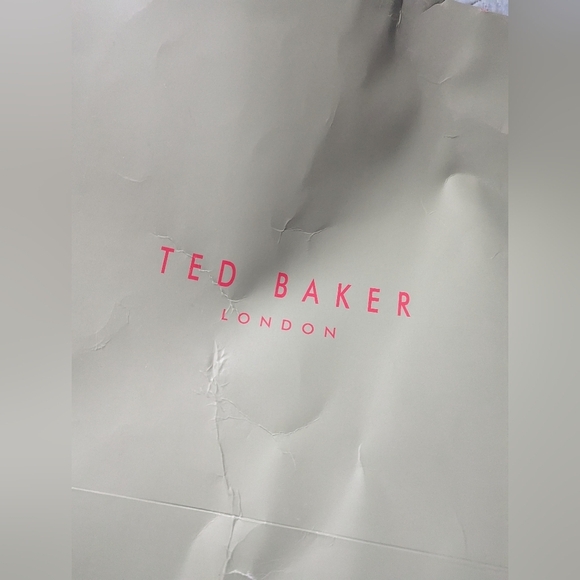 Ted Baker  Tabbiaa white off the shoulder wide leg jumpsuit. Sz 3 - Picture 15 of 16